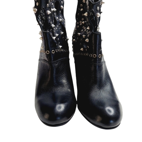 J. Renee Studded Heeled Ankle Booties Black size 7.5 Cut-Out Detail Rock & Roll - Picture 11 of 12